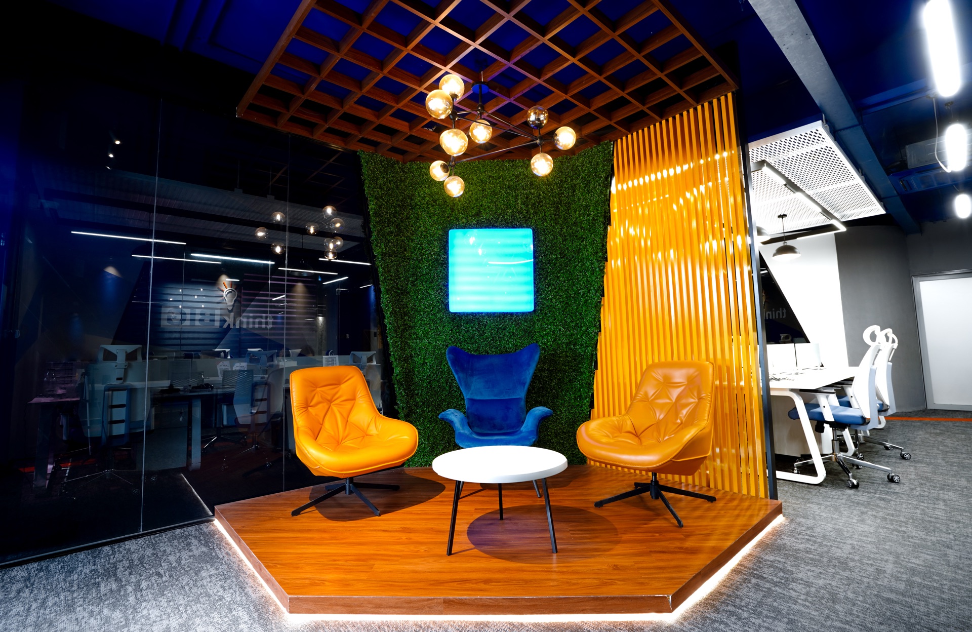 FLGC student lounge and collaborative study area