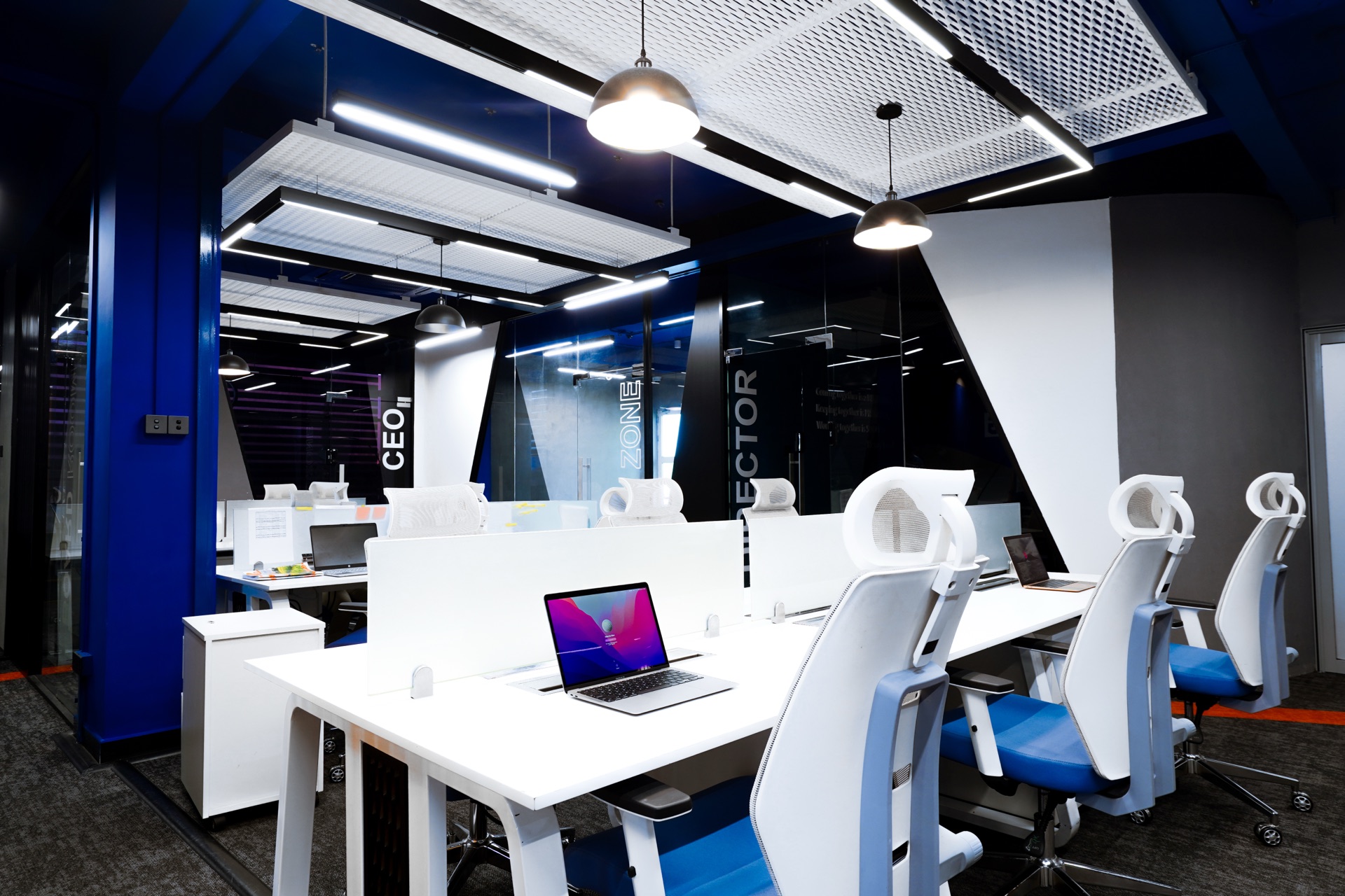 FLGC study centre open learning space with dedicated workstations